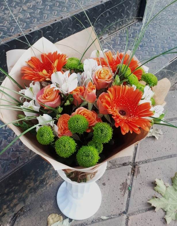 Букет цветов из: Герберы, Хризантемы, Альстромерии и Розы в Чурилково