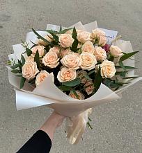 Букет Кремовые розы Латте в Чурилково