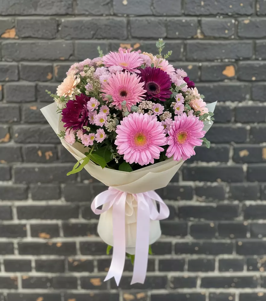 Букет цветов из: Герберы и Хризантемы в Чурилково