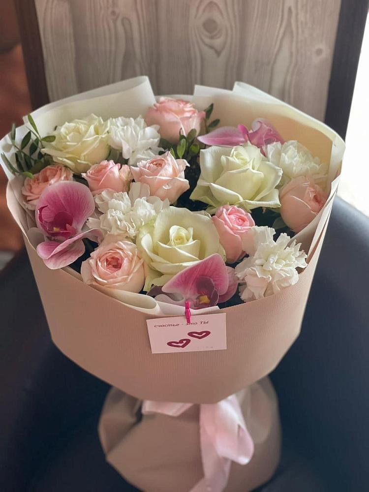 Букет цветов из: Орхидеи, Розы и Гвоздики в Чурилково