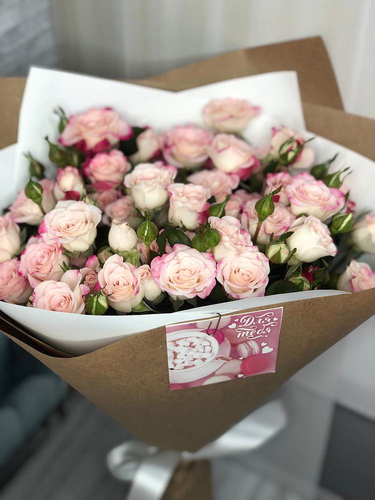 Букет цветов из: Розы в Чурилково