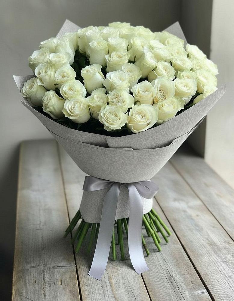 Букет 35 Белых роз в Чурилково