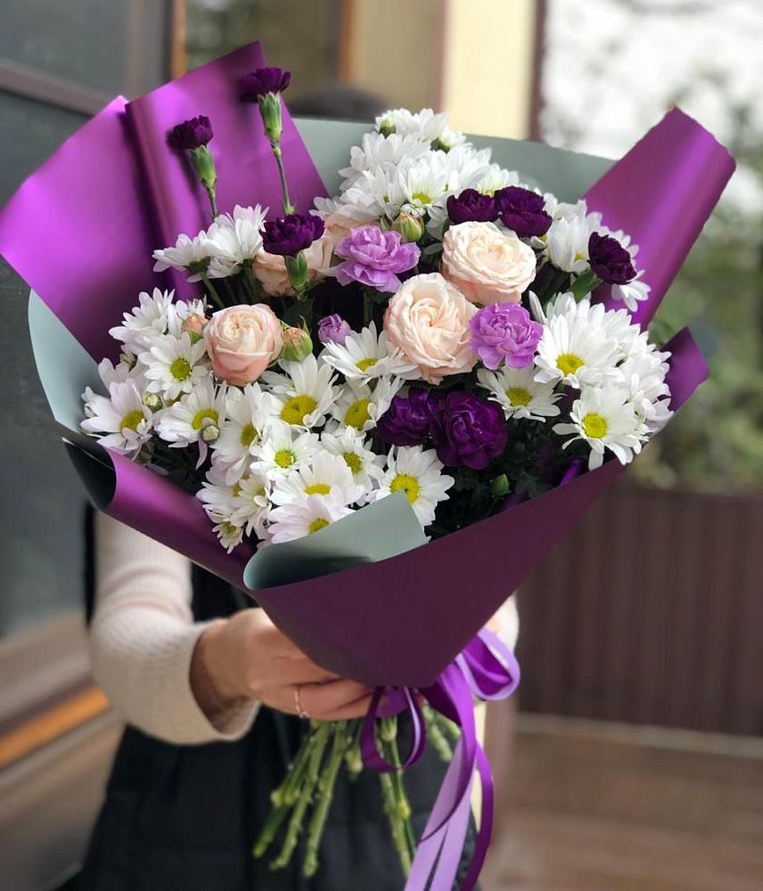 Букет цветов из: Хризантемы, Гвоздики и Розы в Чурилково