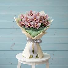 Букет цветов из:  Орхидеи и Розы в Чурилково