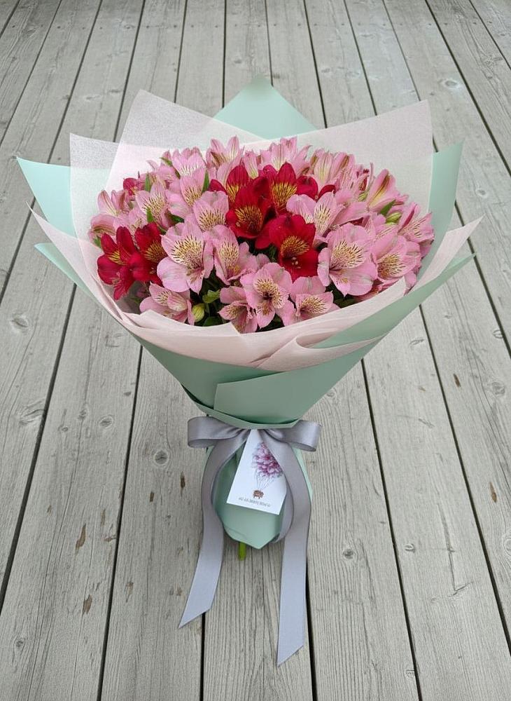 Букет цветов из: Альстромерии в Чурилково