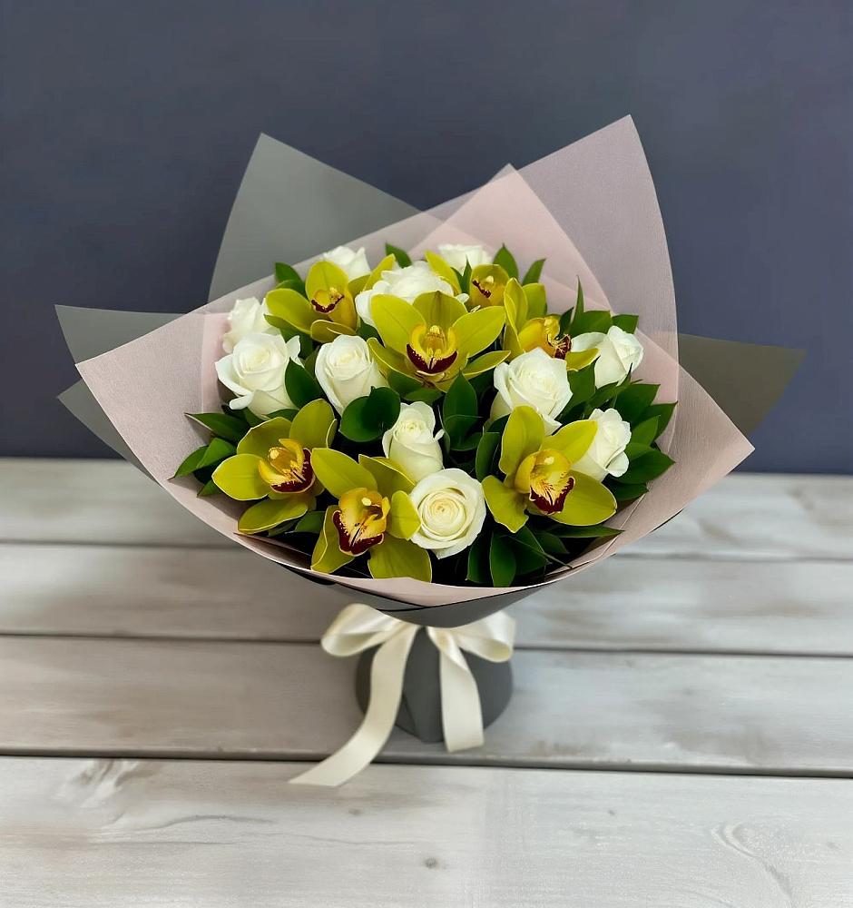 Букет цветов из: Орхидеи и Розы в Чурилково