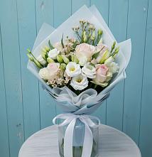 Букет цветов из:  Розы и Лизиантусы в Чурилково