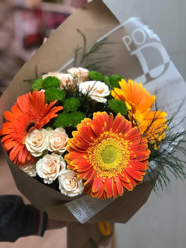 Букет цветов из: Герберы, Хризантемы и Розы в Чурилково